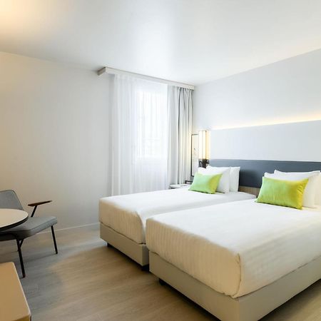 Courtyard By Marriott Paris Creteil Hotel Exterior photo