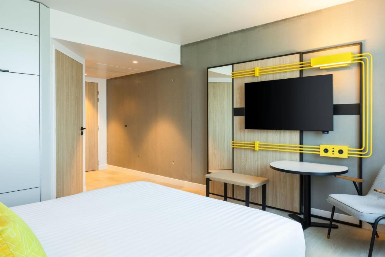 Courtyard By Marriott Paris Creteil Hotel Exterior photo
