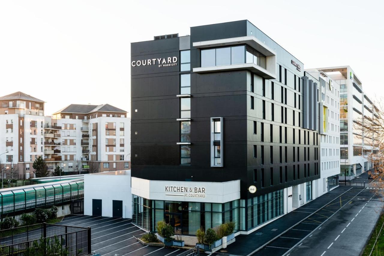 Courtyard By Marriott Paris Creteil Hotel Exterior photo